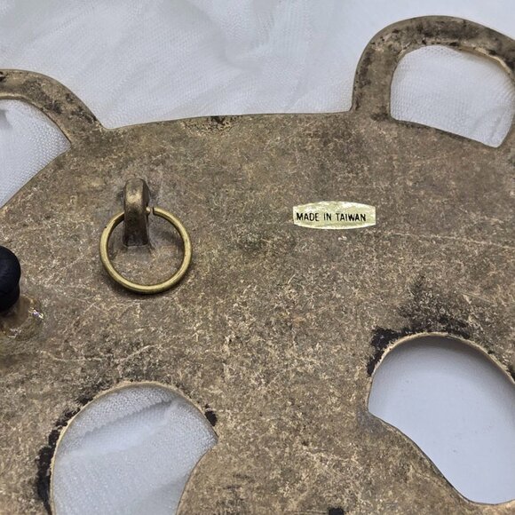 Mid Century Brass WWF Panda Logo Trivet, Vintage Panda Hanging WWF panda decor - Picture 4 of 10